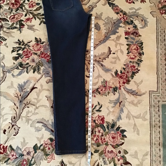 INC pull on skinny jeans size 10 - Picture 3 of 4